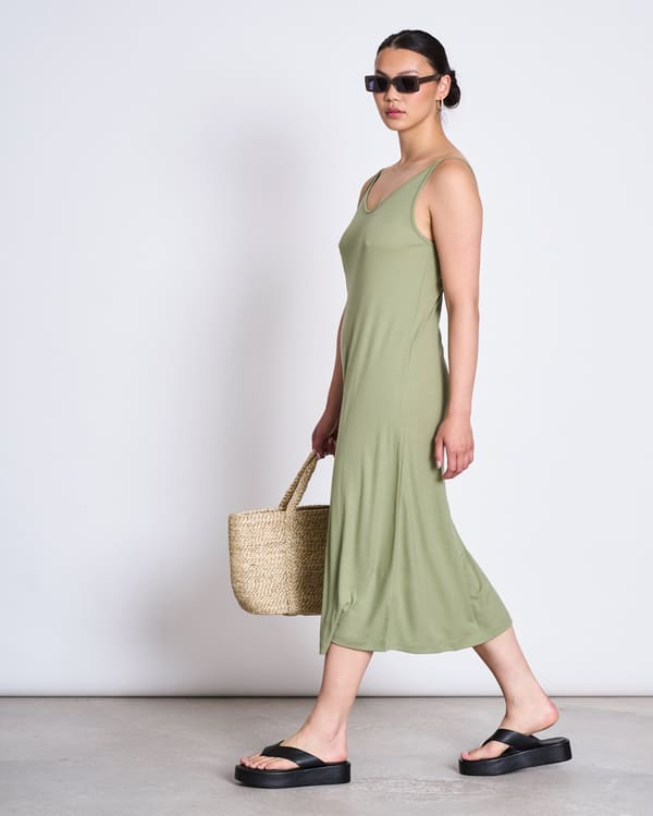 Midi Dress TRIANGLE - pale olive