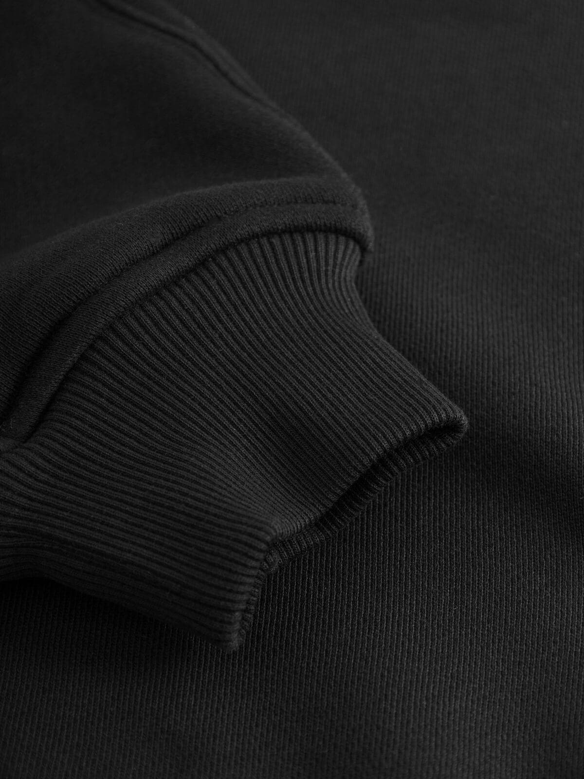 Sweater A-SHAPE - black
