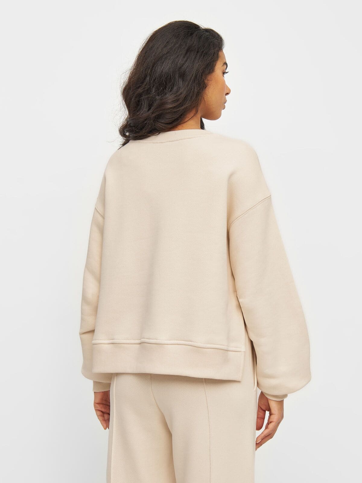 Sweater A-SHAPE - buttercream