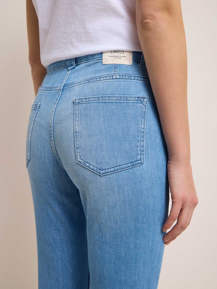 Flared Jeans - light blue denim