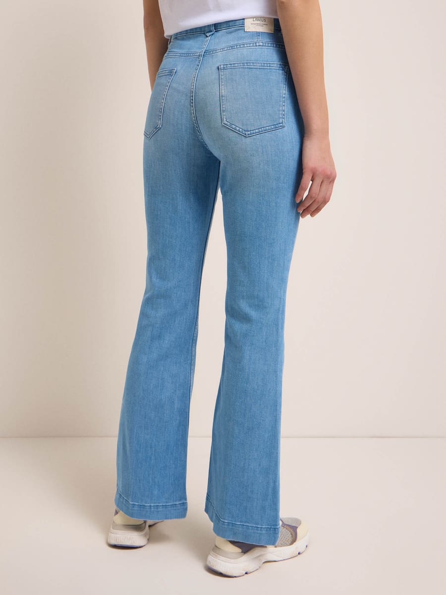 Flared Jeans - light blue denim