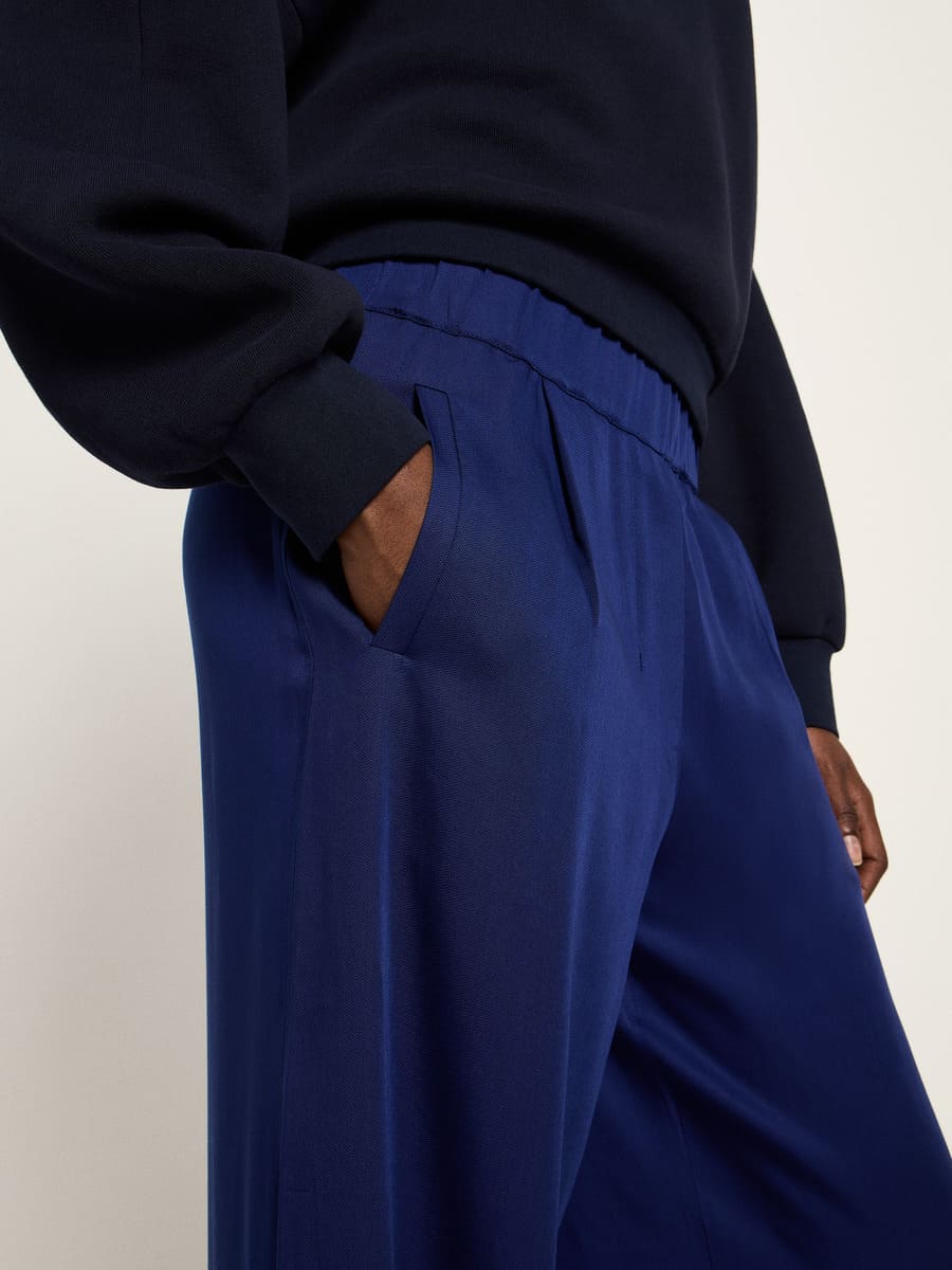 Hose- purple blue