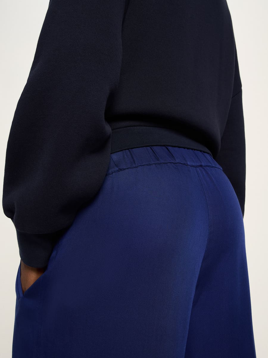 Hose- purple blue