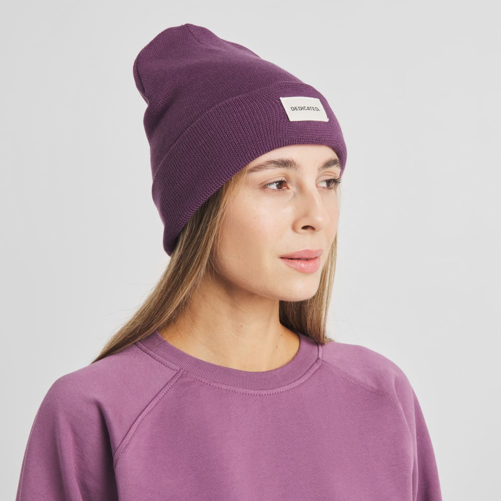 Beanie KIRUNA berry