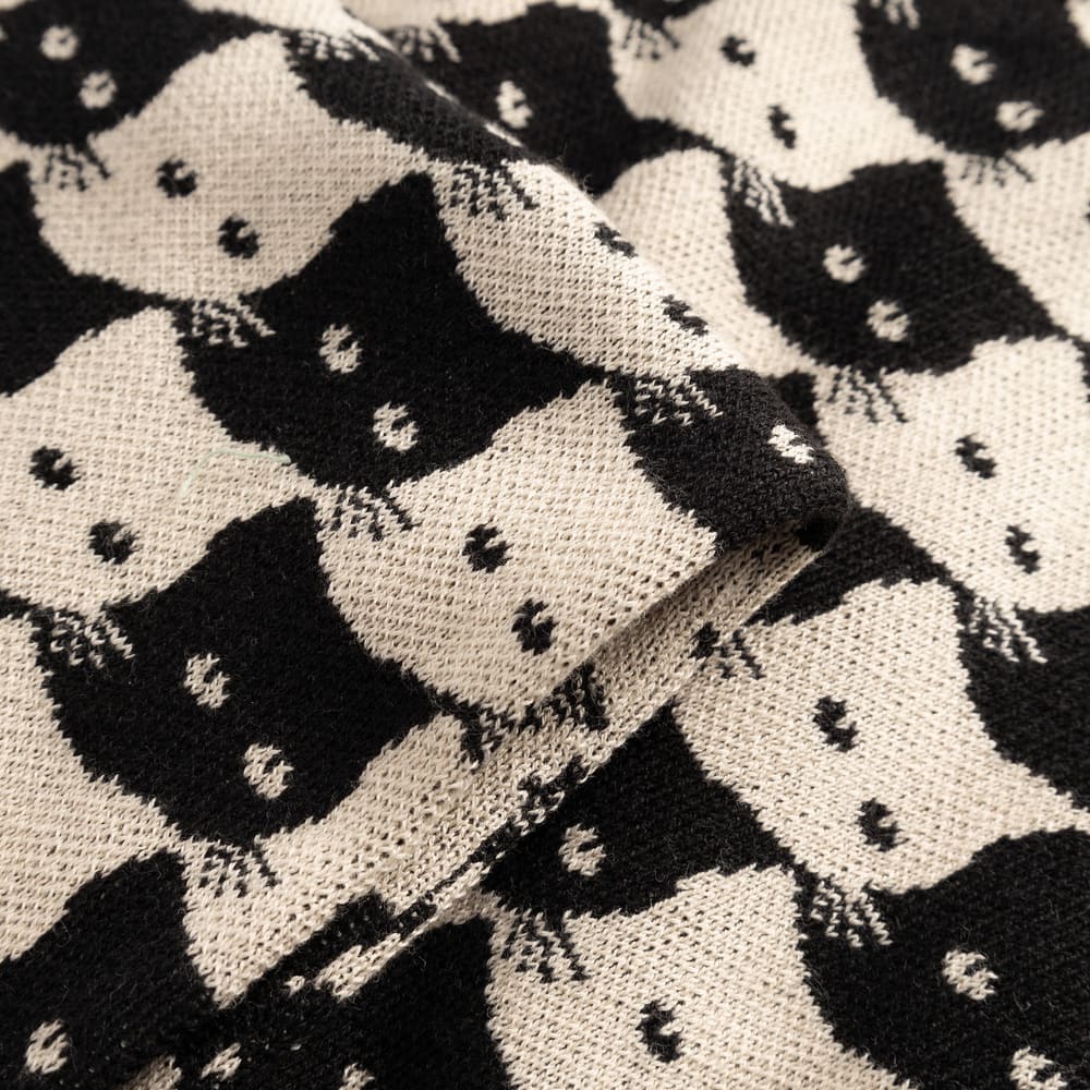 Scarf ROSSBERGA cats oat white